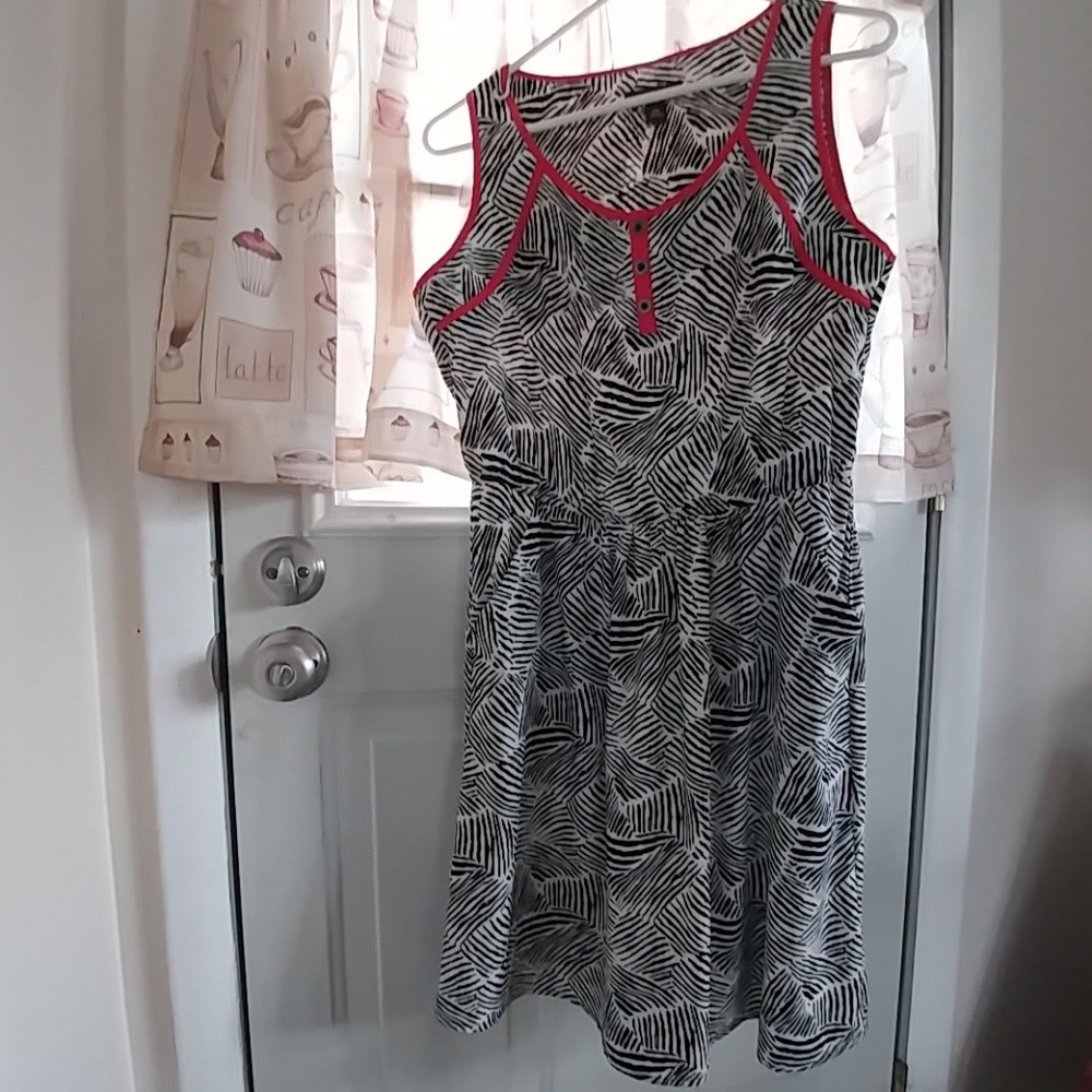 Zebra sleeveless dress